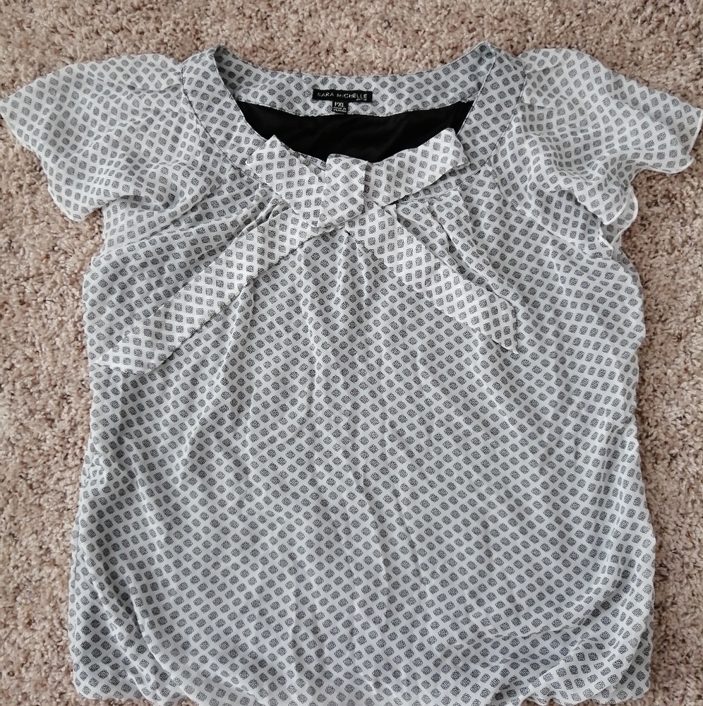 Patterned Vintage Style Blouse